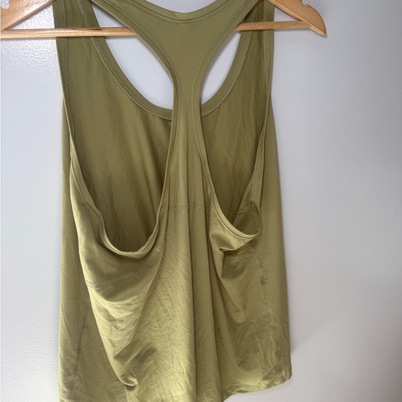 All in Motion Green Relaxed Backless Tank Top - Picture 6 of 8